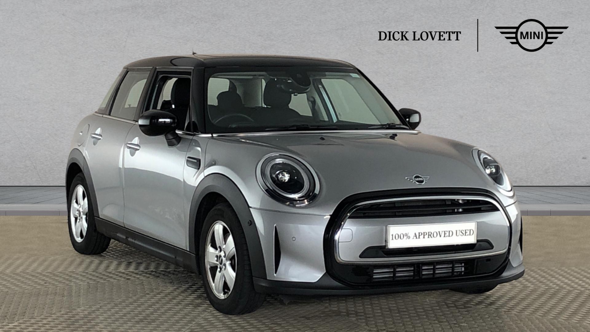 Main listing image - MINI Hatchback 5dr