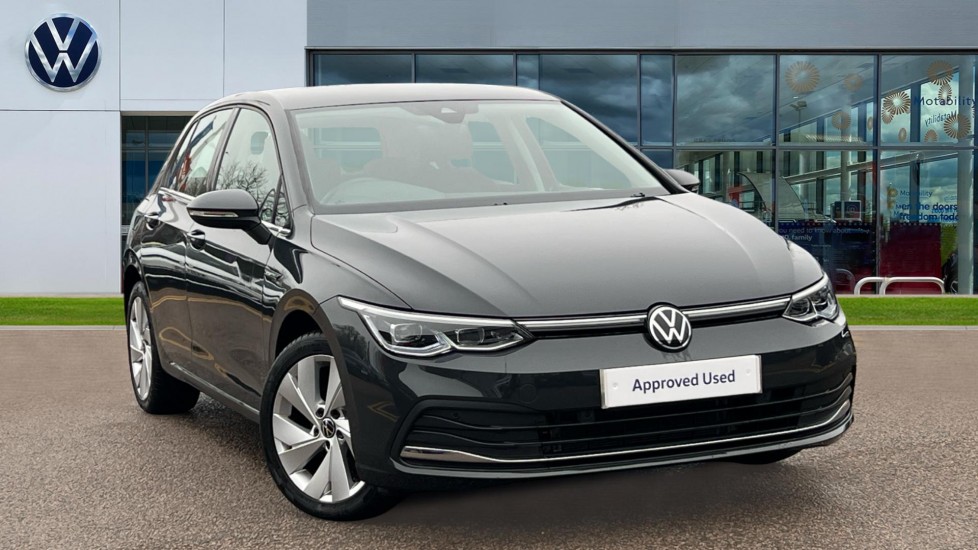 Main listing image - Volkswagen Golf