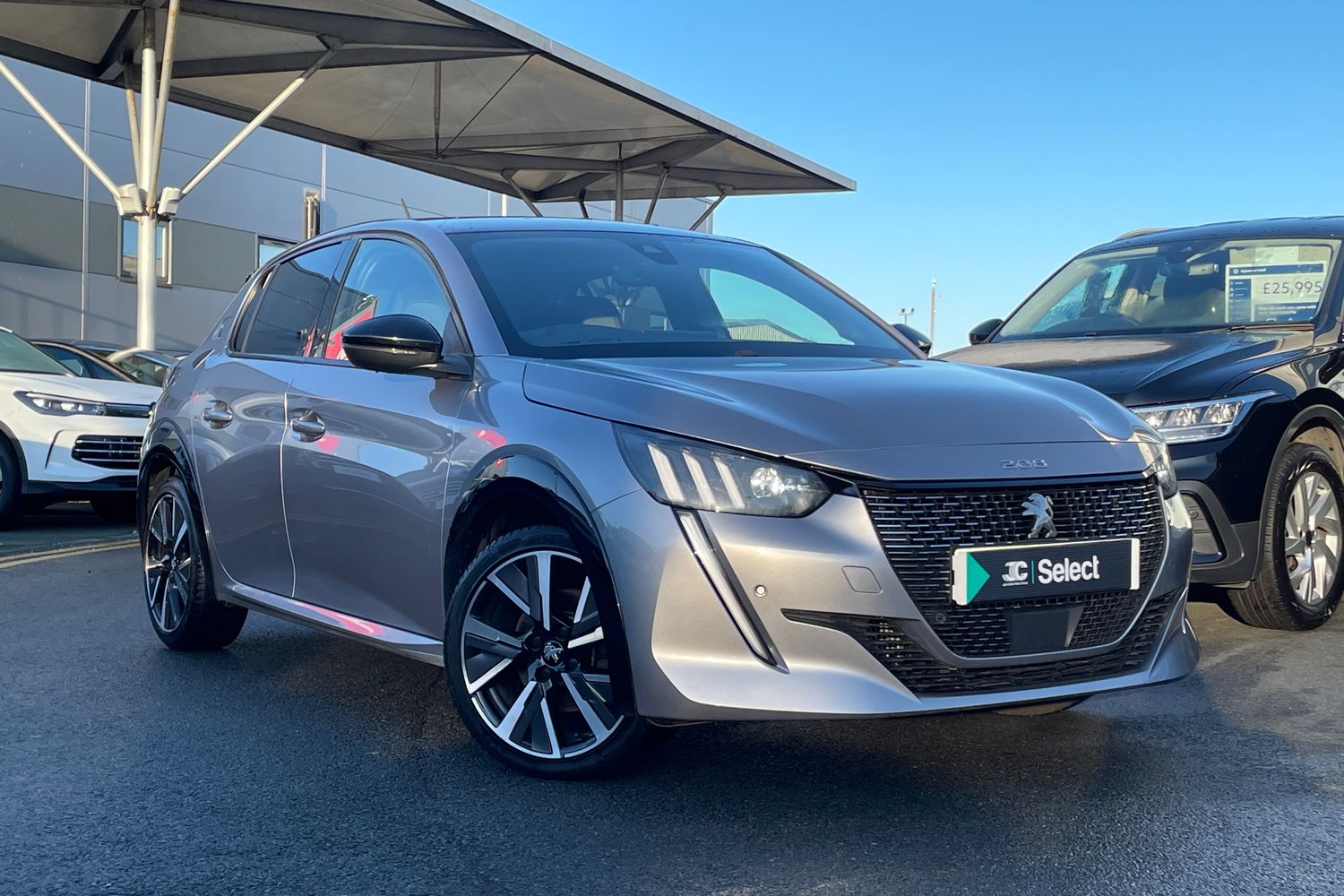 Main listing image - Peugeot 208