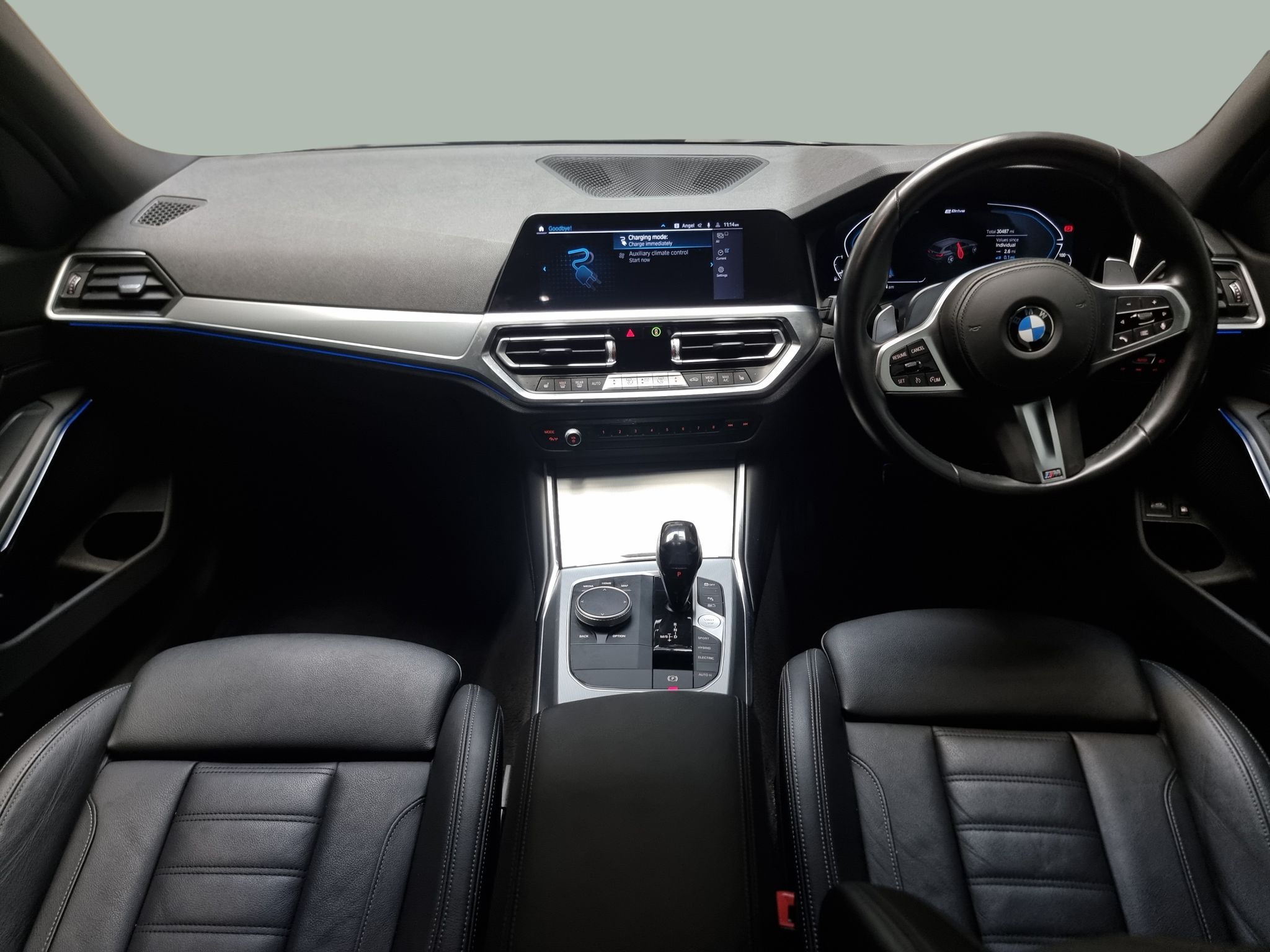 Main listing image - BMW 3 Series Touring