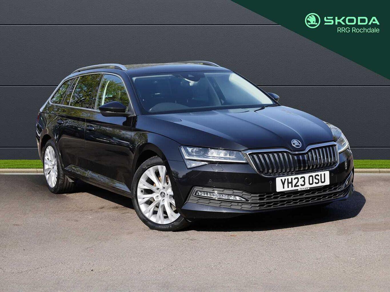 Main listing image - Skoda Superb Estate