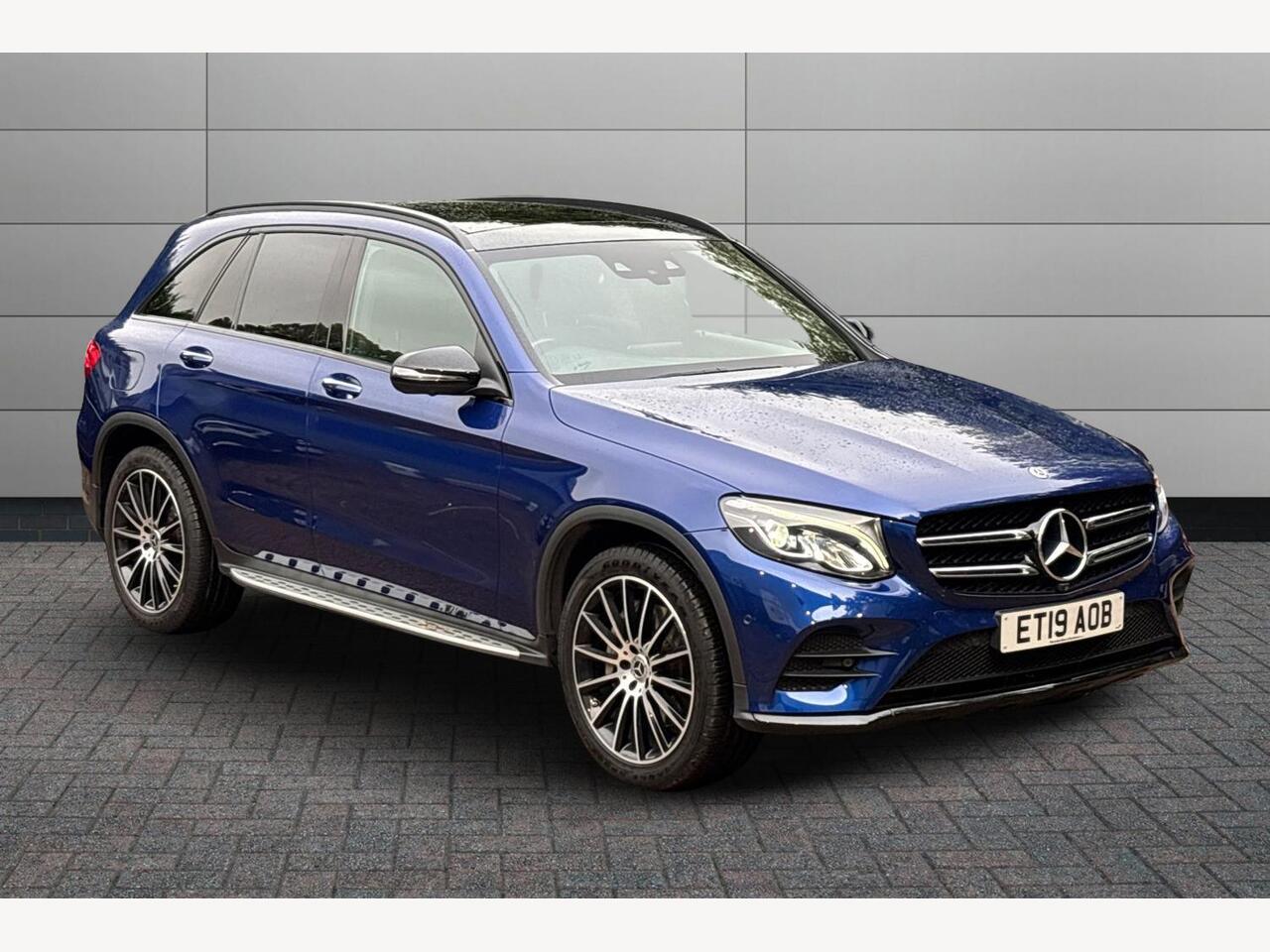 Main listing image - Mercedes-Benz GLC