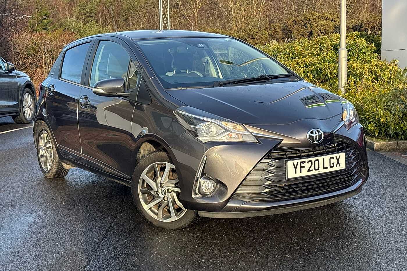 Main listing image - Toyota Yaris