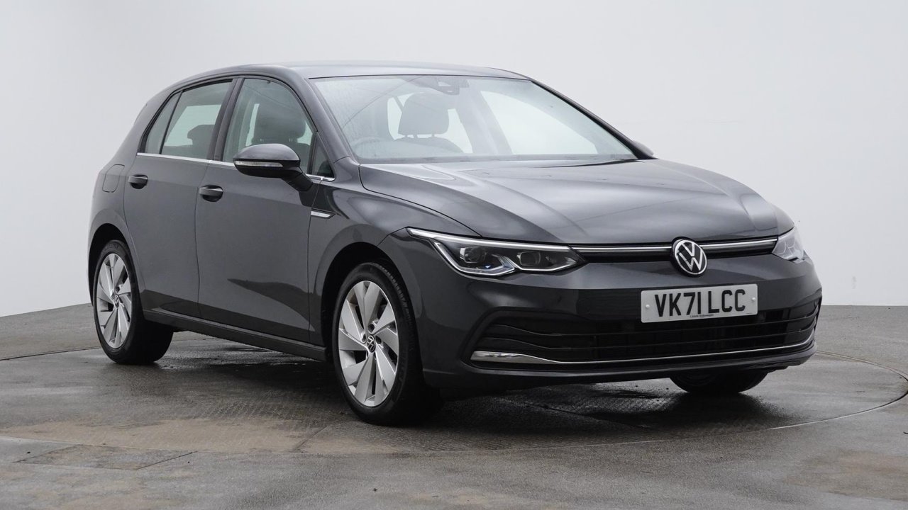 Main listing image - Volkswagen Golf