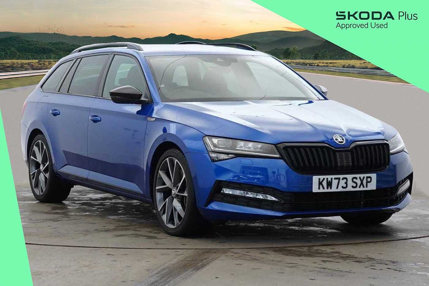 Main listing image - Skoda Superb Estate