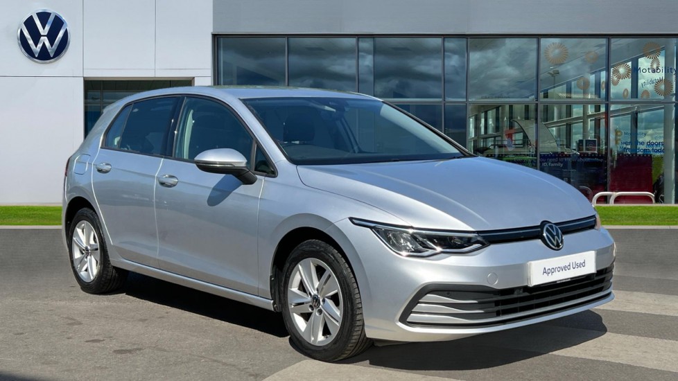 Main listing image - Volkswagen Golf