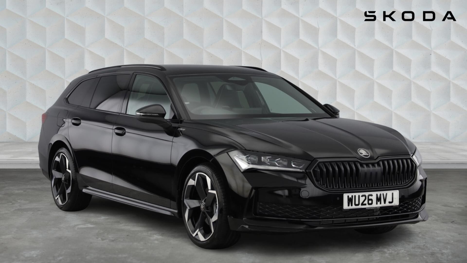 Main listing image - Skoda Superb
