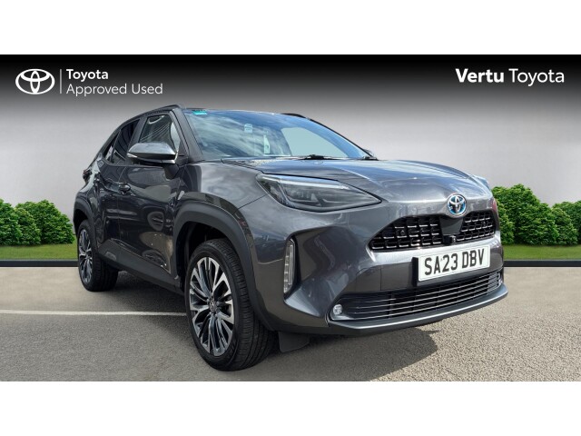 Main listing image - Toyota Yaris Cross