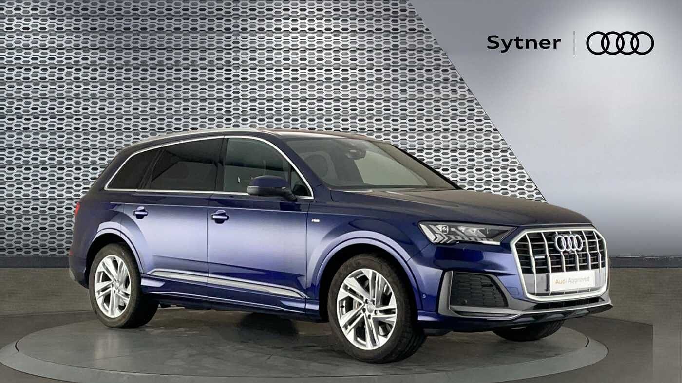 Main listing image - Audi Q7