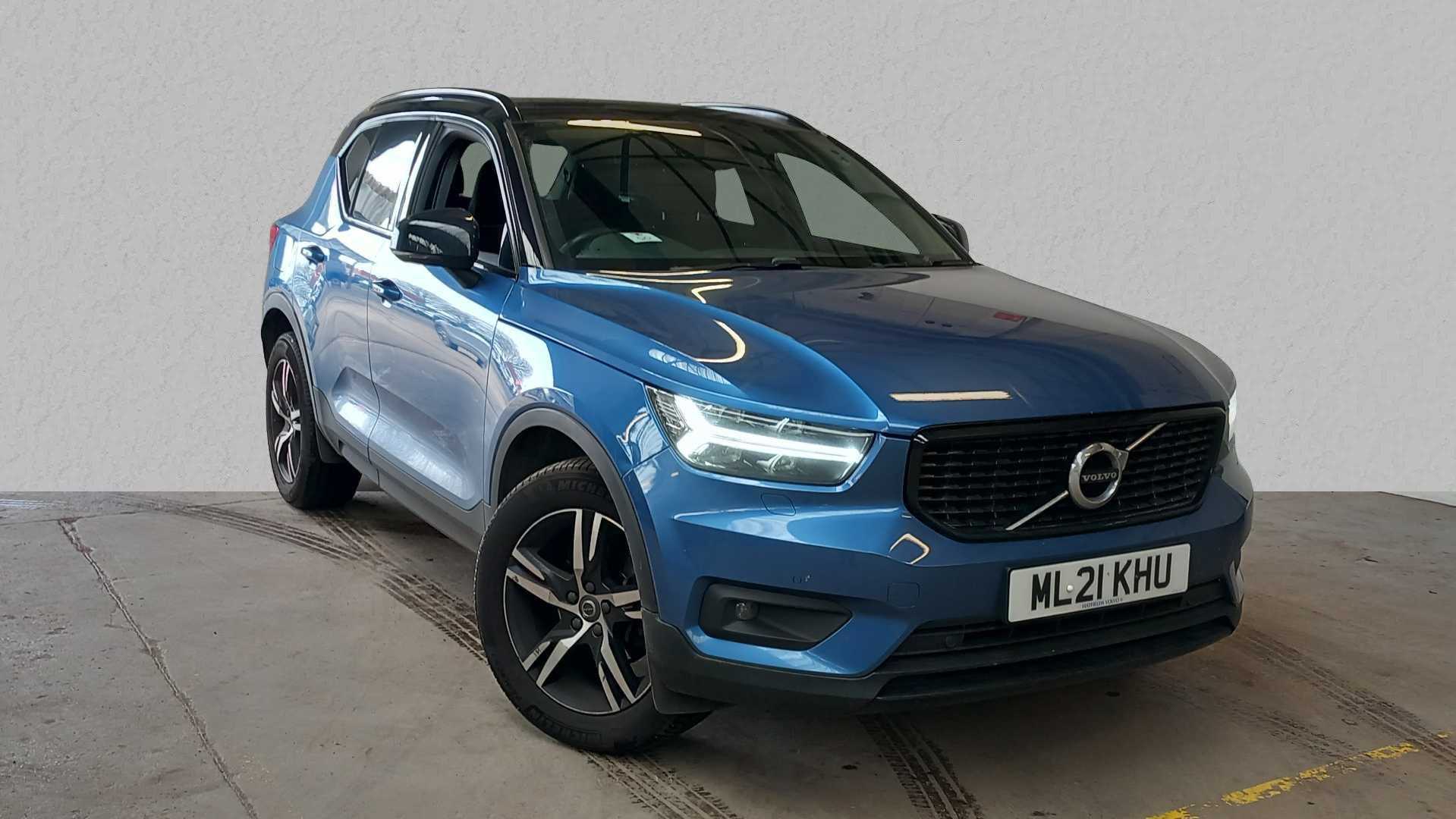 Main listing image - Volvo XC40