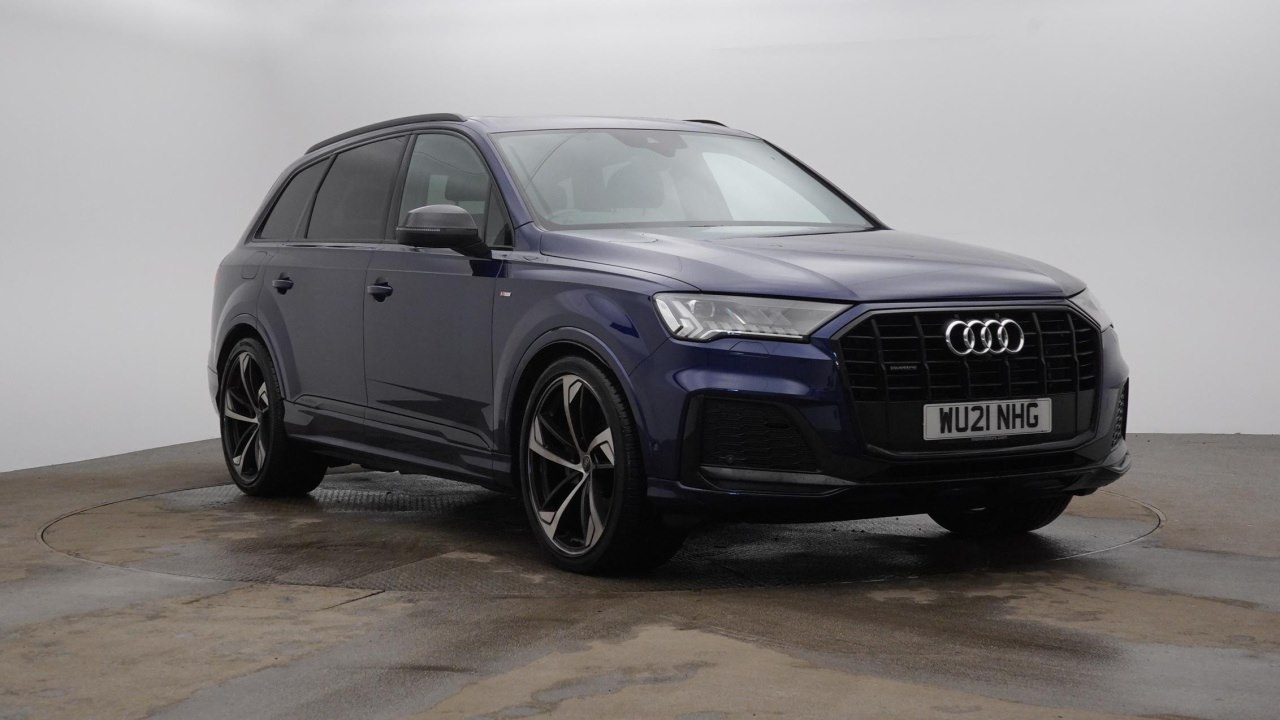 Main listing image - Audi Q7