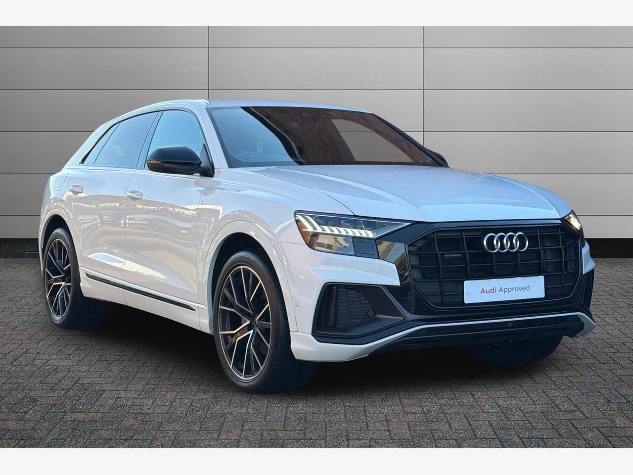 Main listing image - Audi Q8