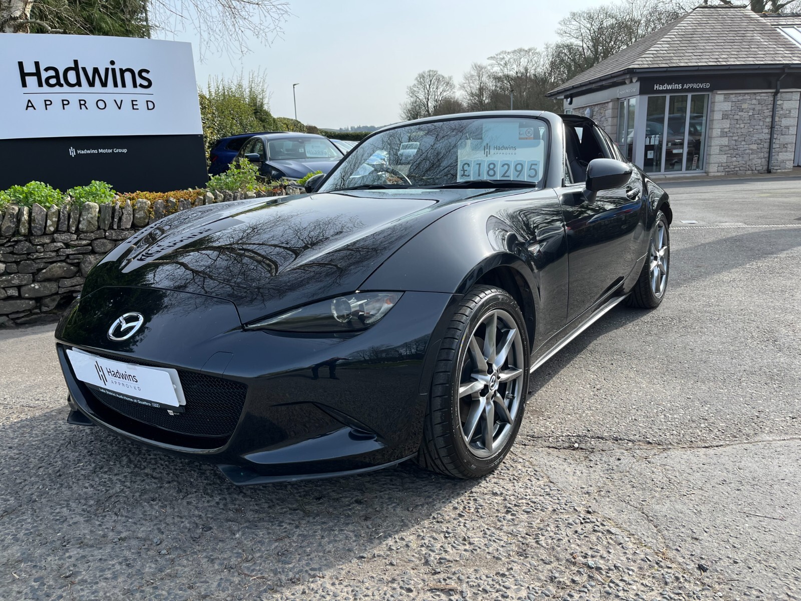 Main listing image - Mazda MX-5