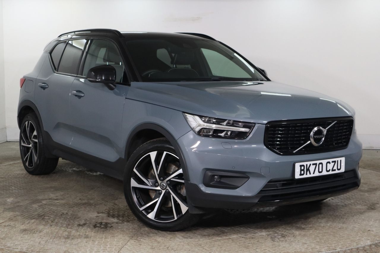 Main listing image - Volvo XC40 Recharge