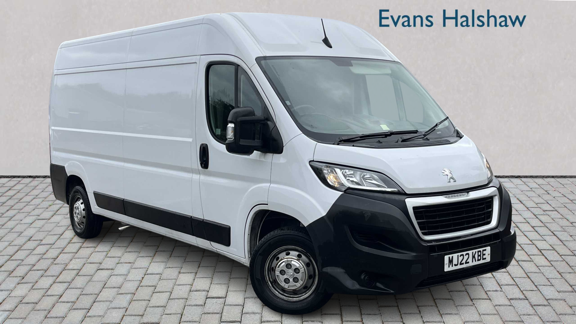 Main listing image - Peugeot Boxer