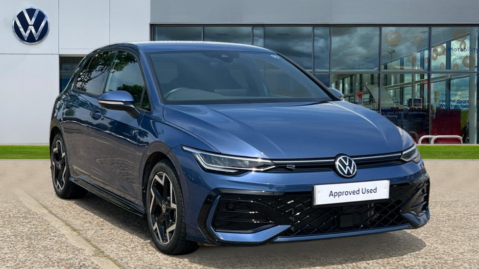 Main listing image - Volkswagen Golf
