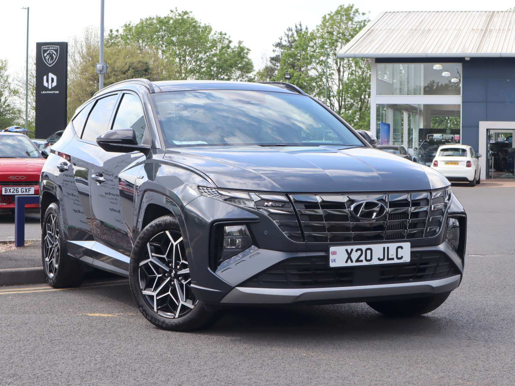 Main listing image - Hyundai Tucson