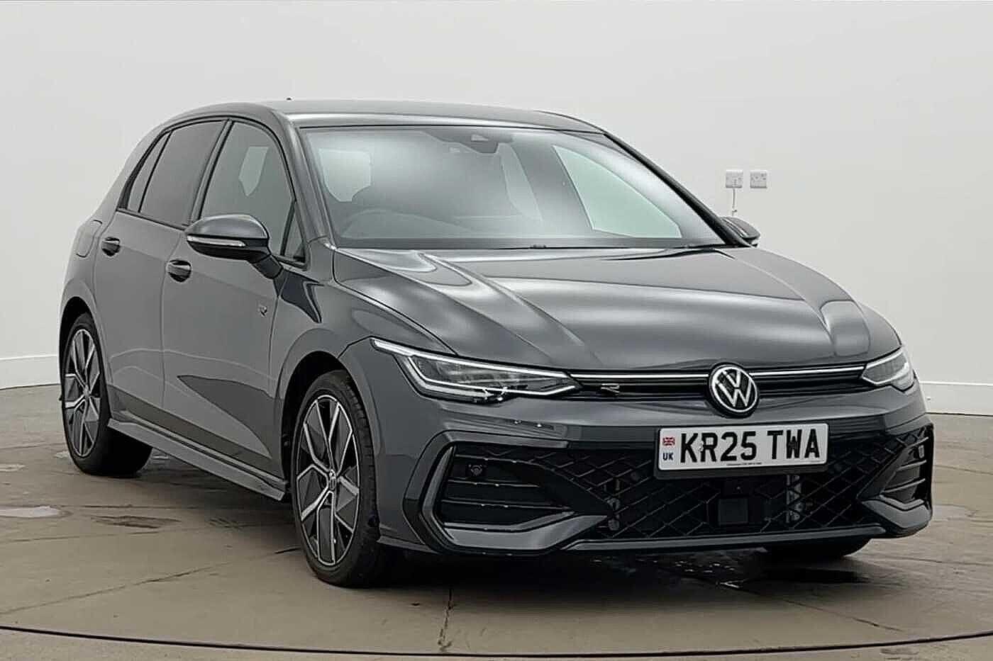 Main listing image - Volkswagen Golf