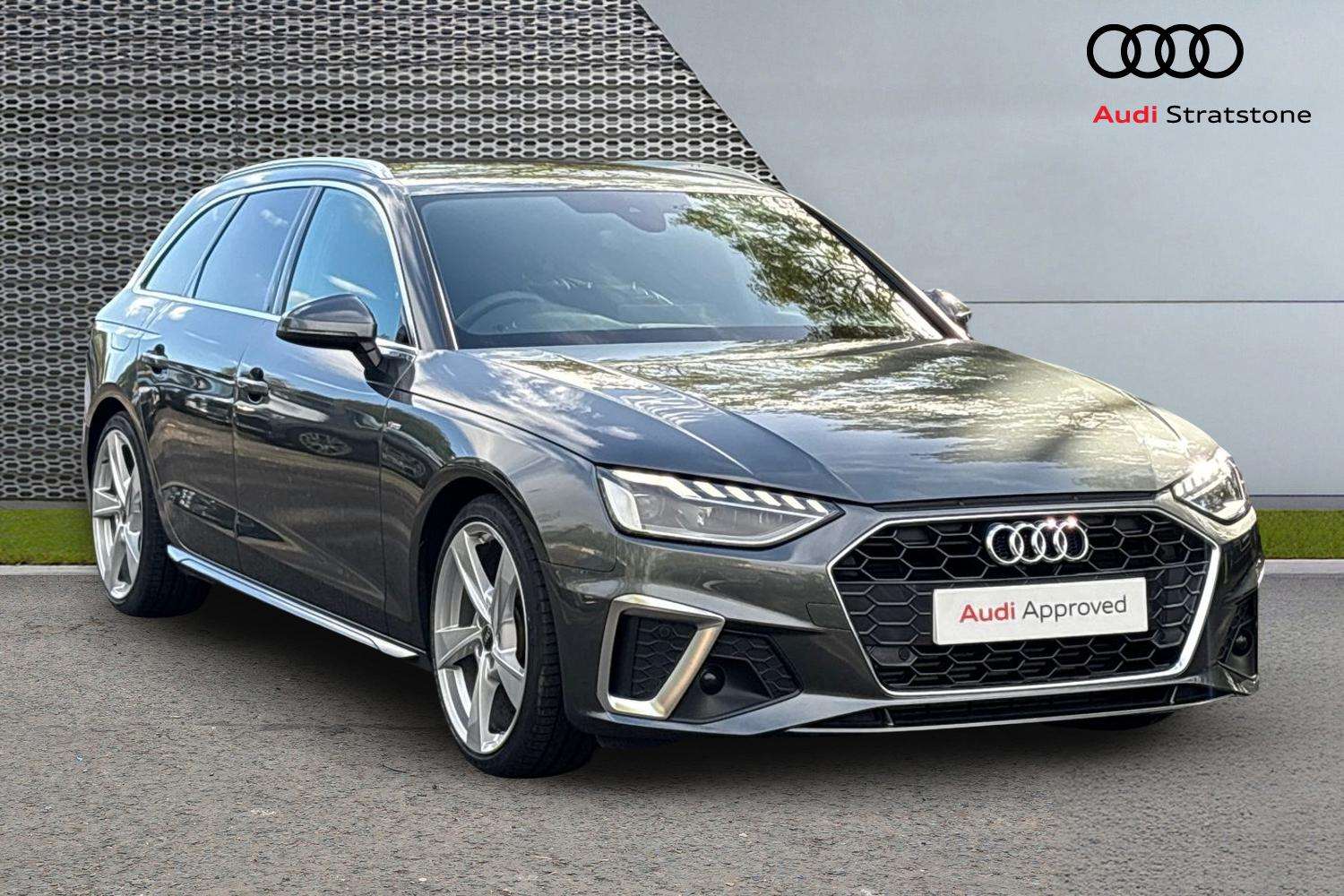 Main listing image - Audi A4 Avant