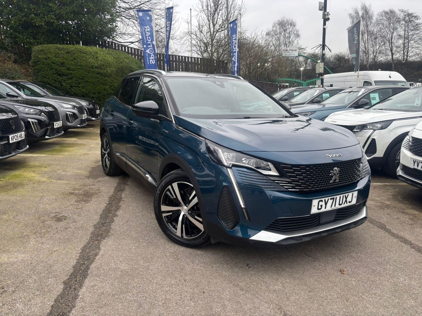 Main listing image - Peugeot 3008