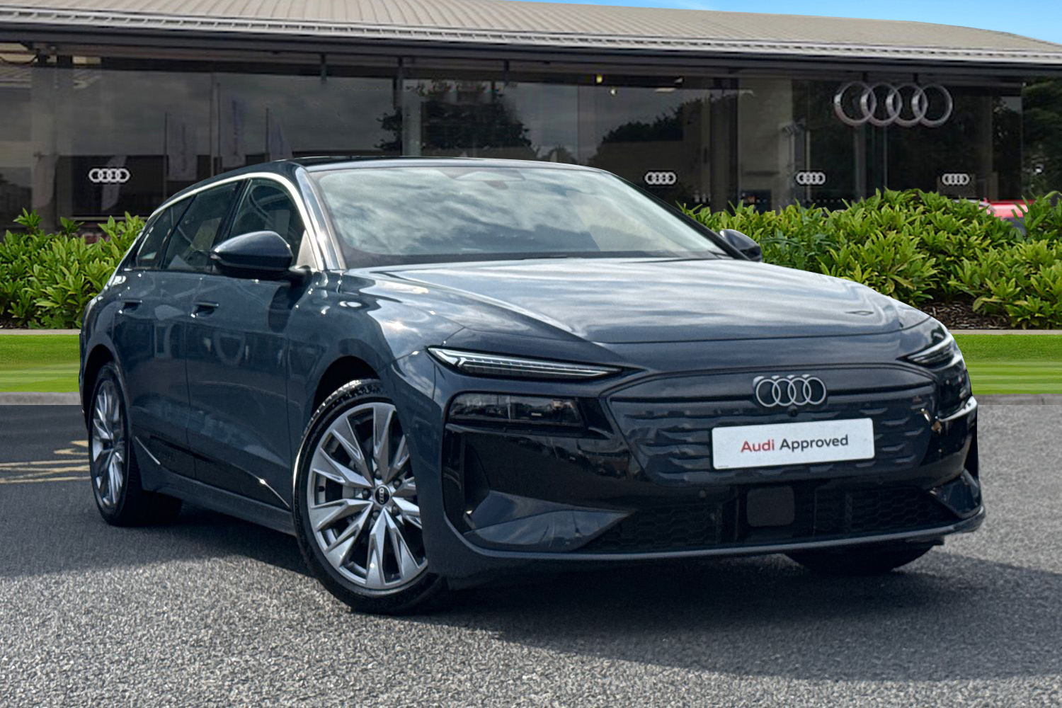 Main listing image - Audi A6