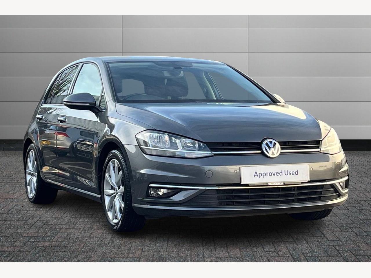 Main listing image - Volkswagen Golf