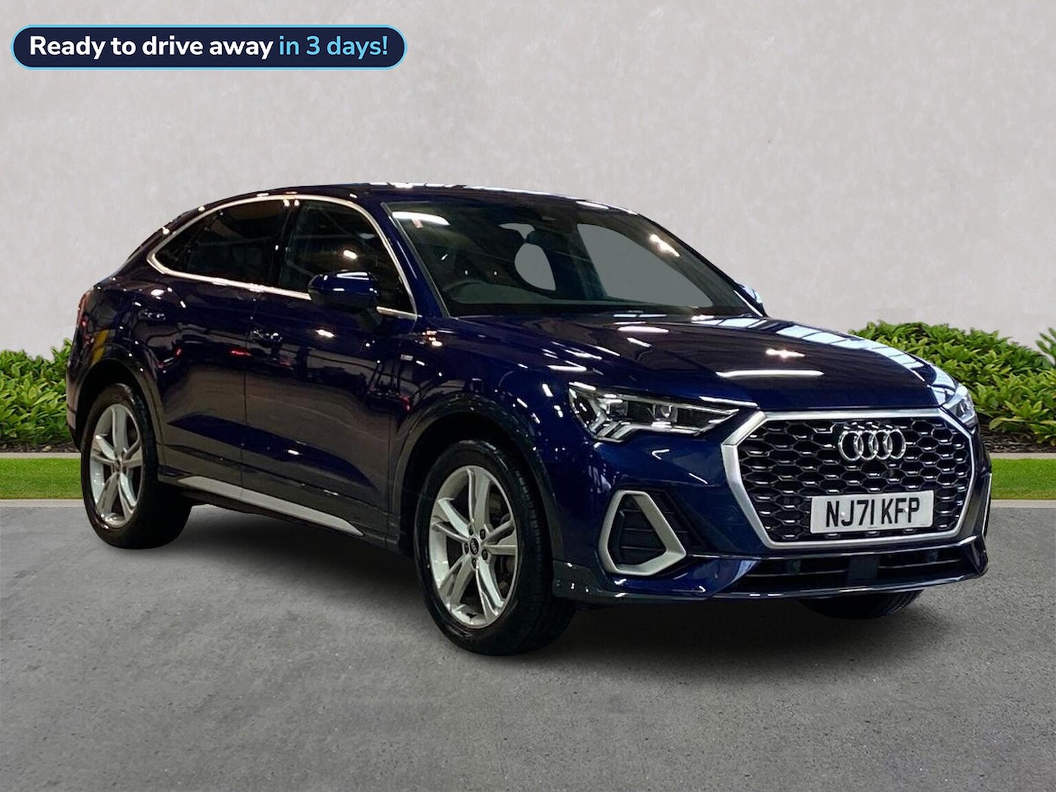 Main listing image - Audi Q3