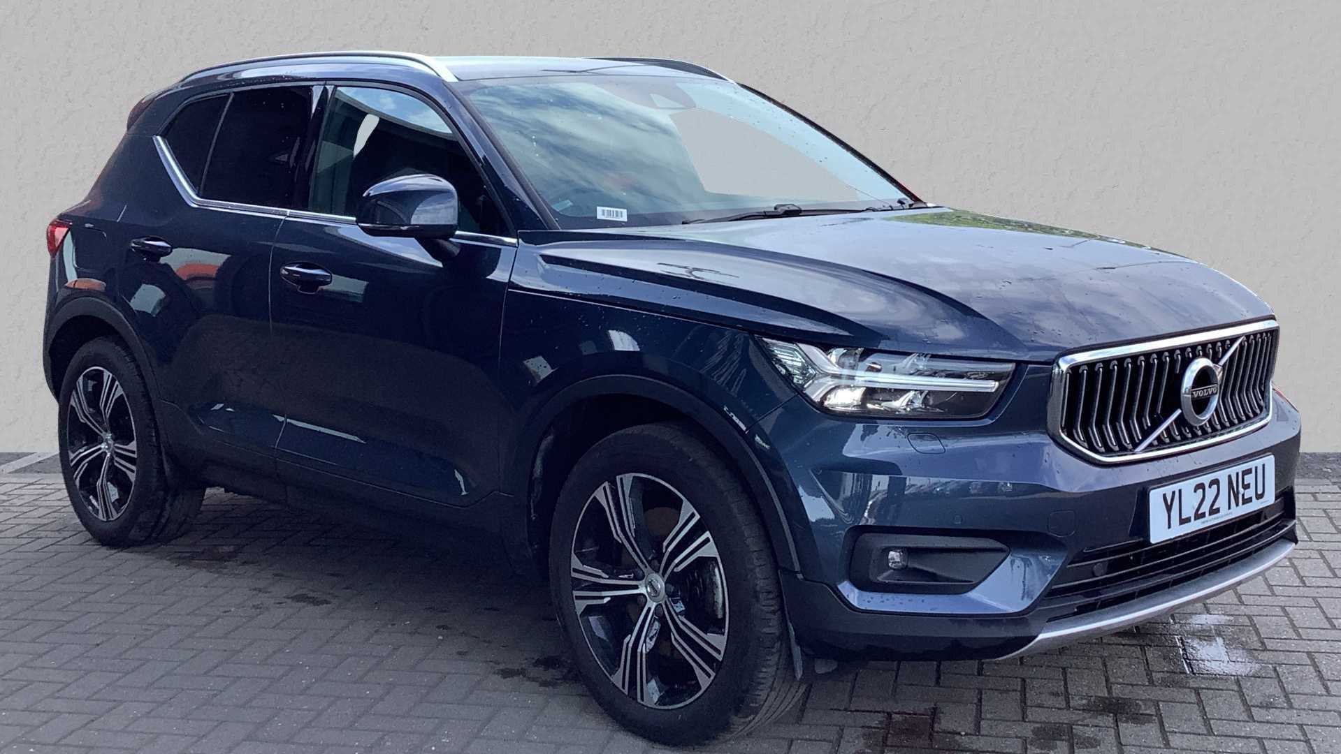 Main listing image - Volvo XC40 Recharge