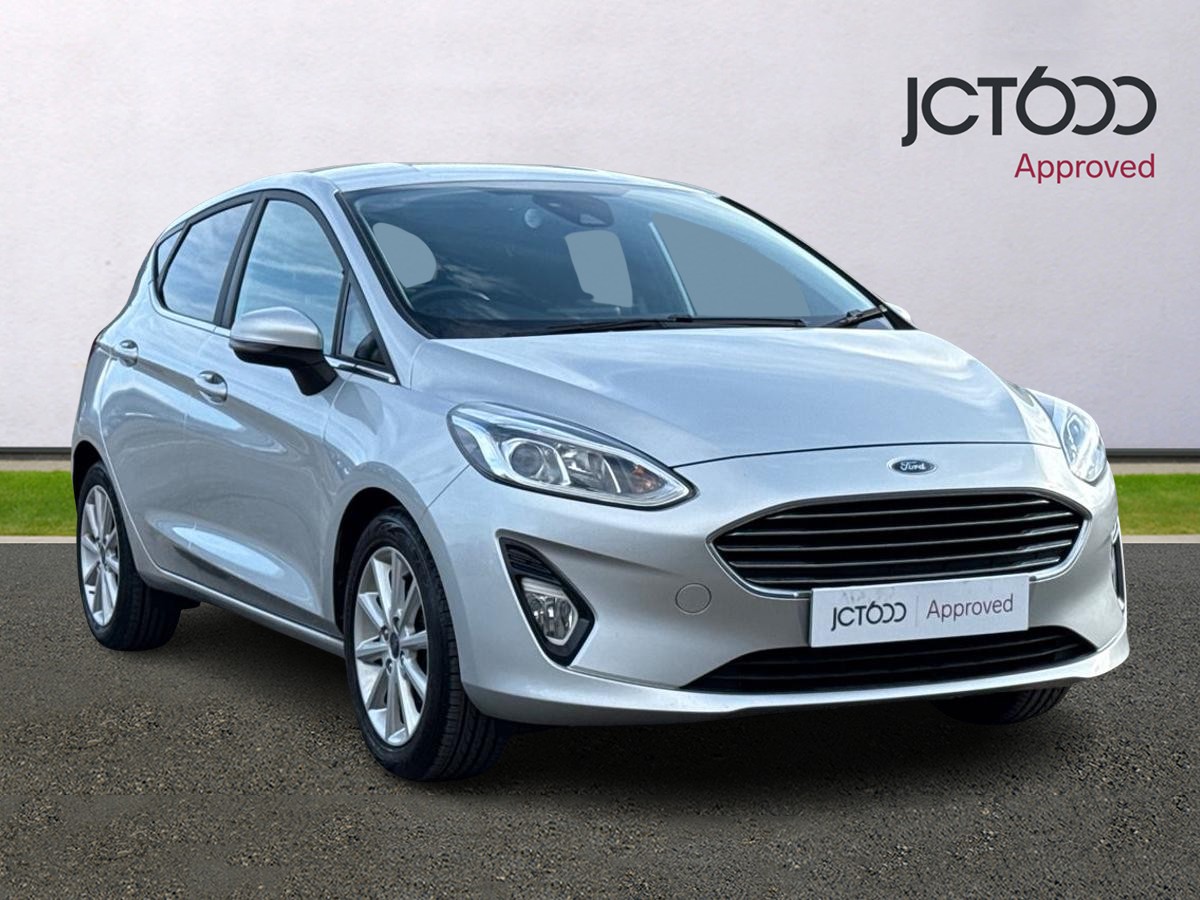 Main listing image - Ford Fiesta