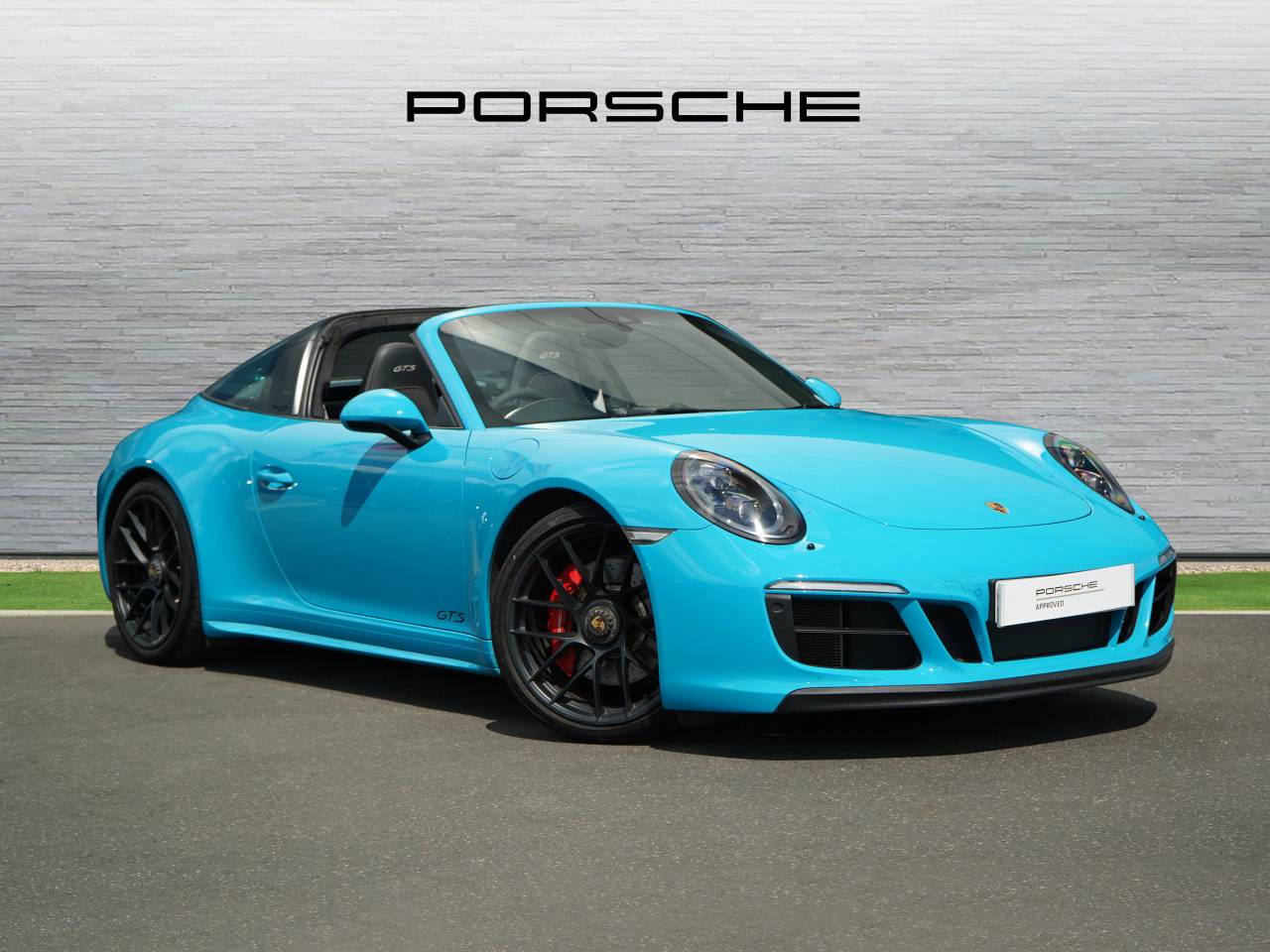 Main listing image - Porsche 911
