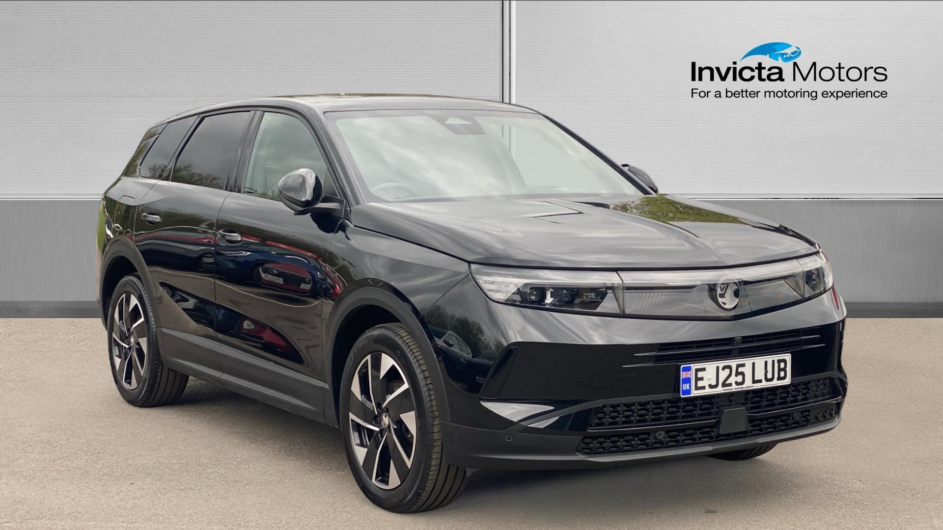 Main listing image - Vauxhall Grandland