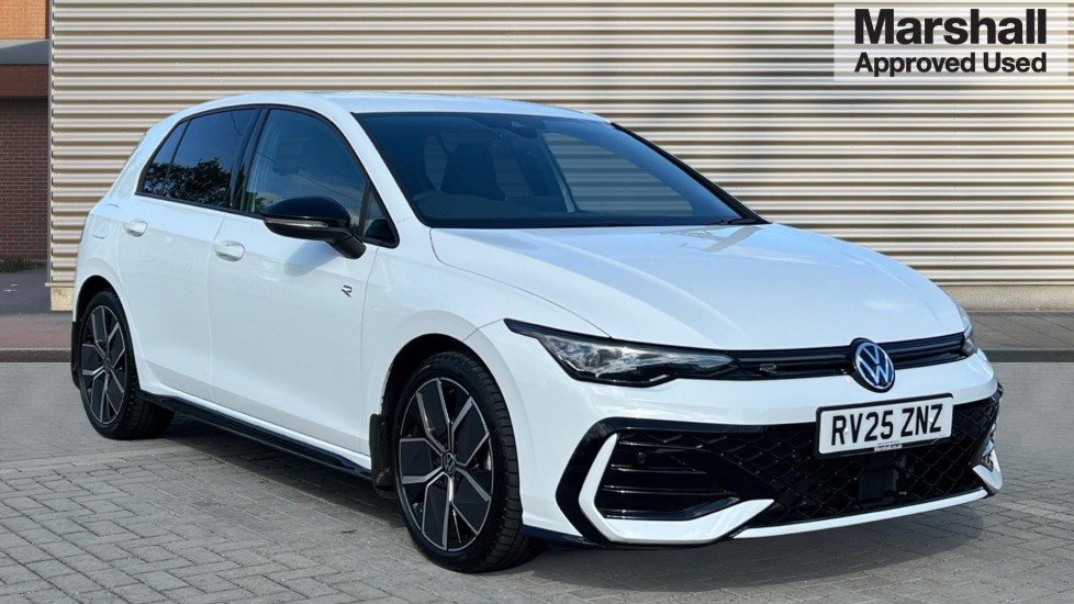 Main listing image - Volkswagen Golf