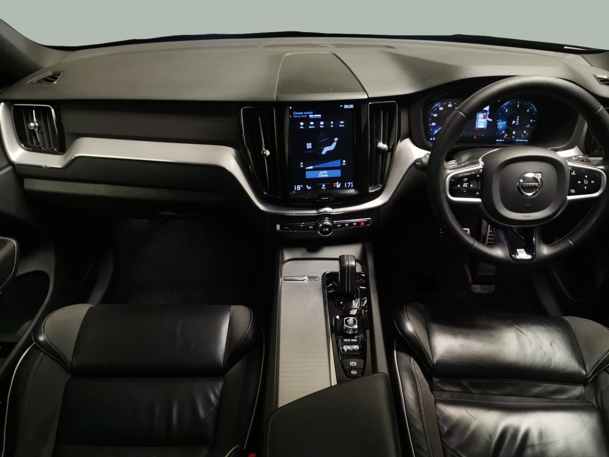 Main listing image - Volvo XC60