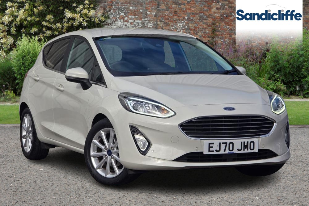 Main listing image - Ford Fiesta