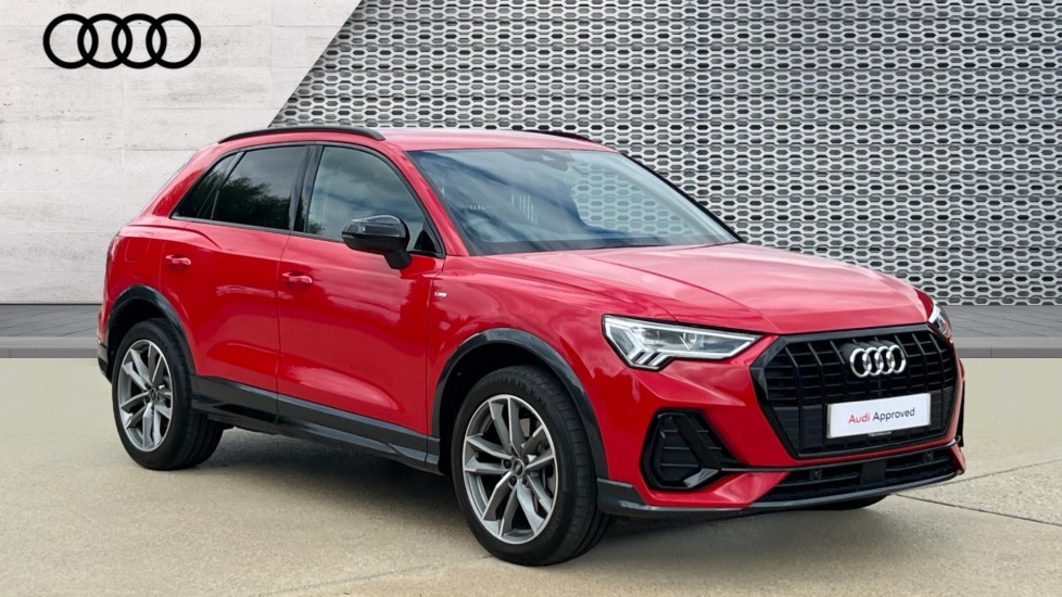 Main listing image - Audi Q3