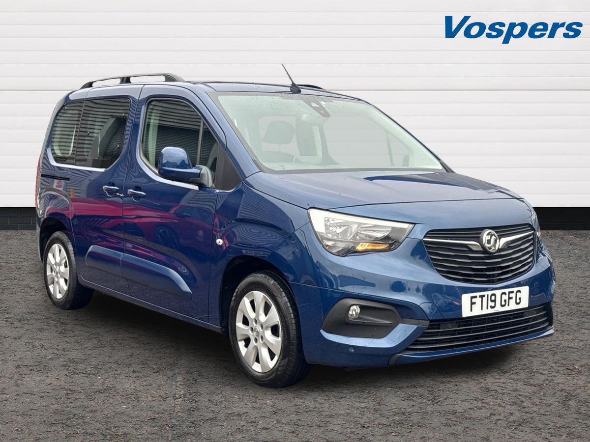 Main listing image - Vauxhall Combo Life