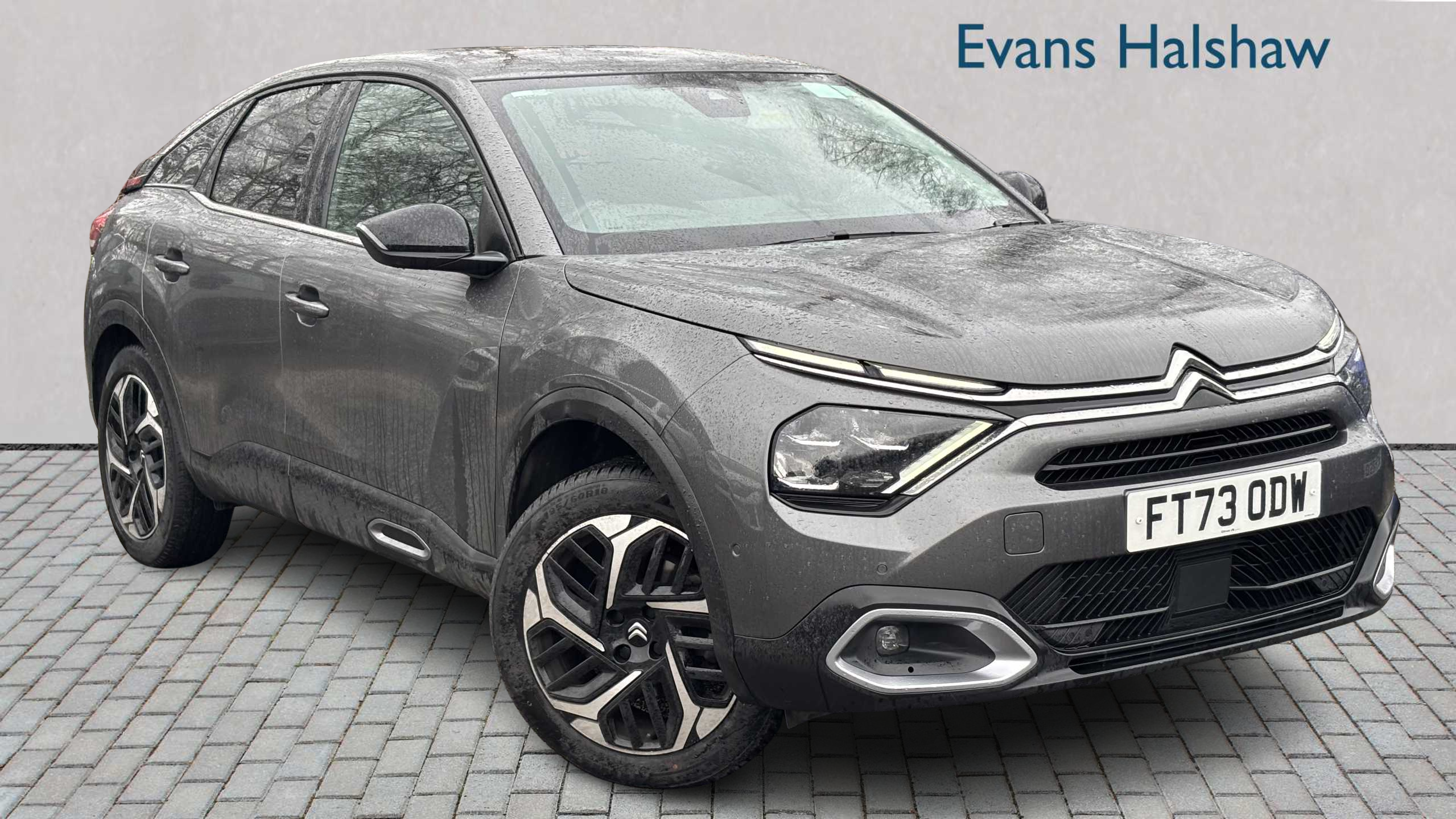 Main listing image - Citroen C4