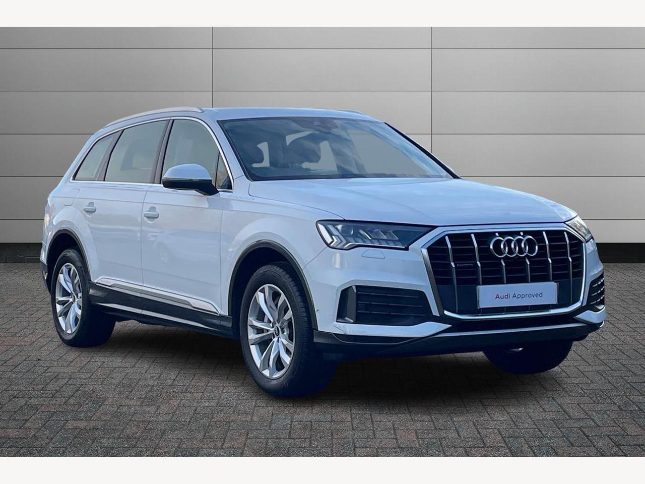 Main listing image - Audi Q7