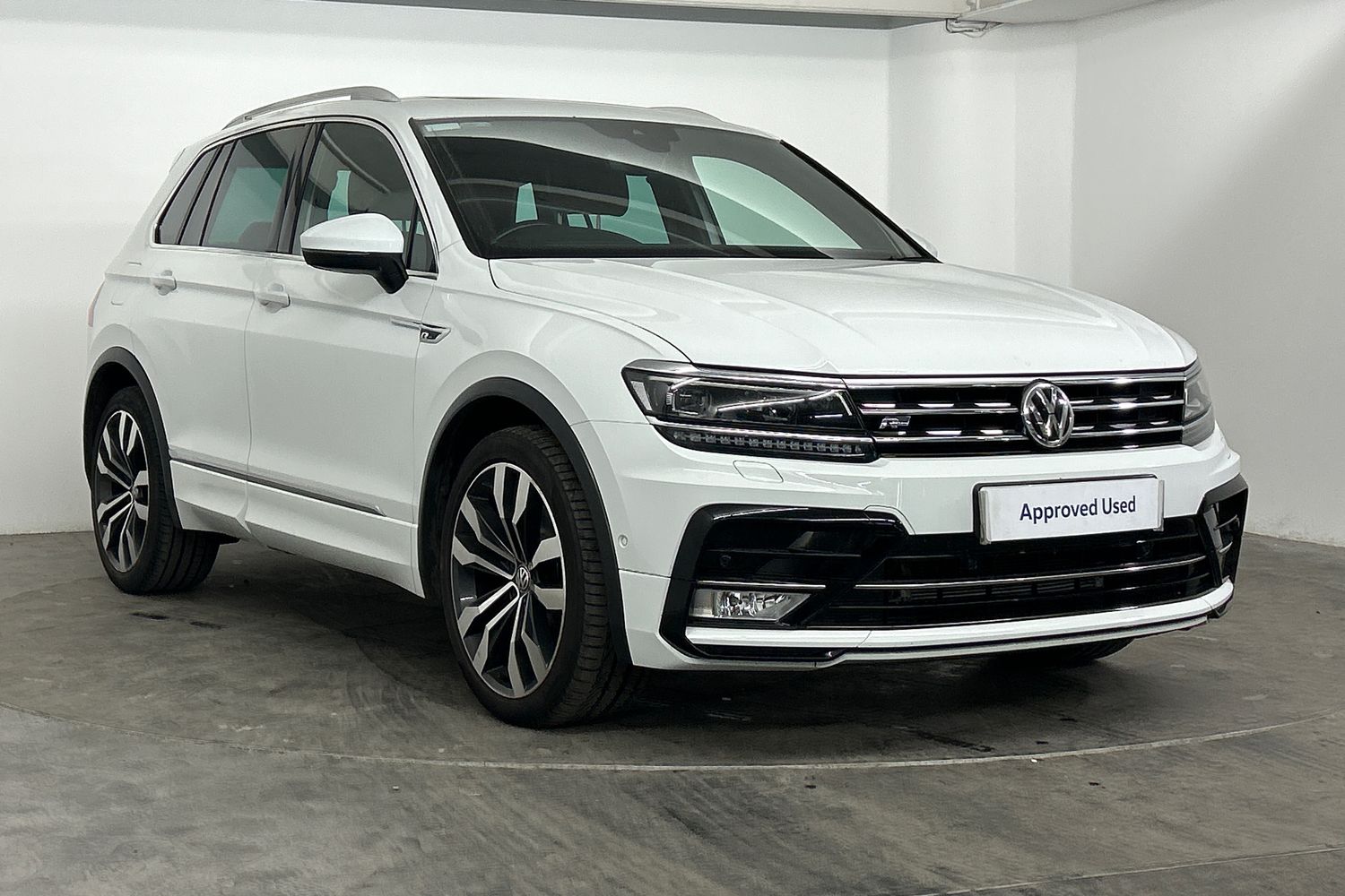 Main listing image - Volkswagen Tiguan