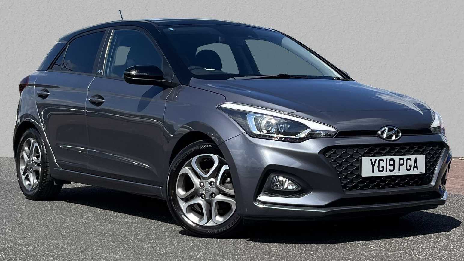 Main listing image - Hyundai i20