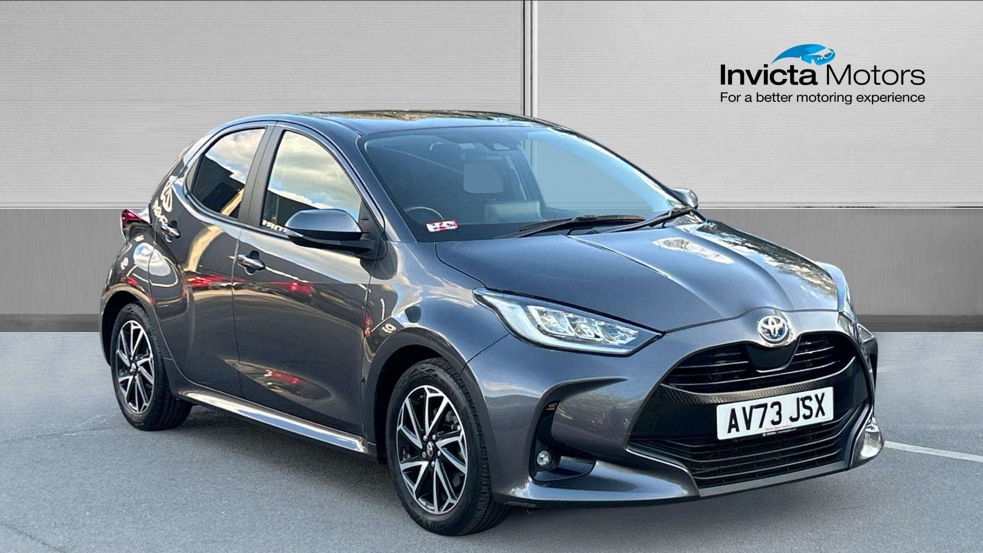 Main listing image - Toyota Yaris