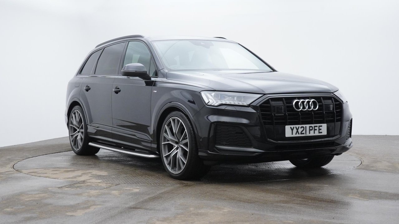 Main listing image - Audi Q7