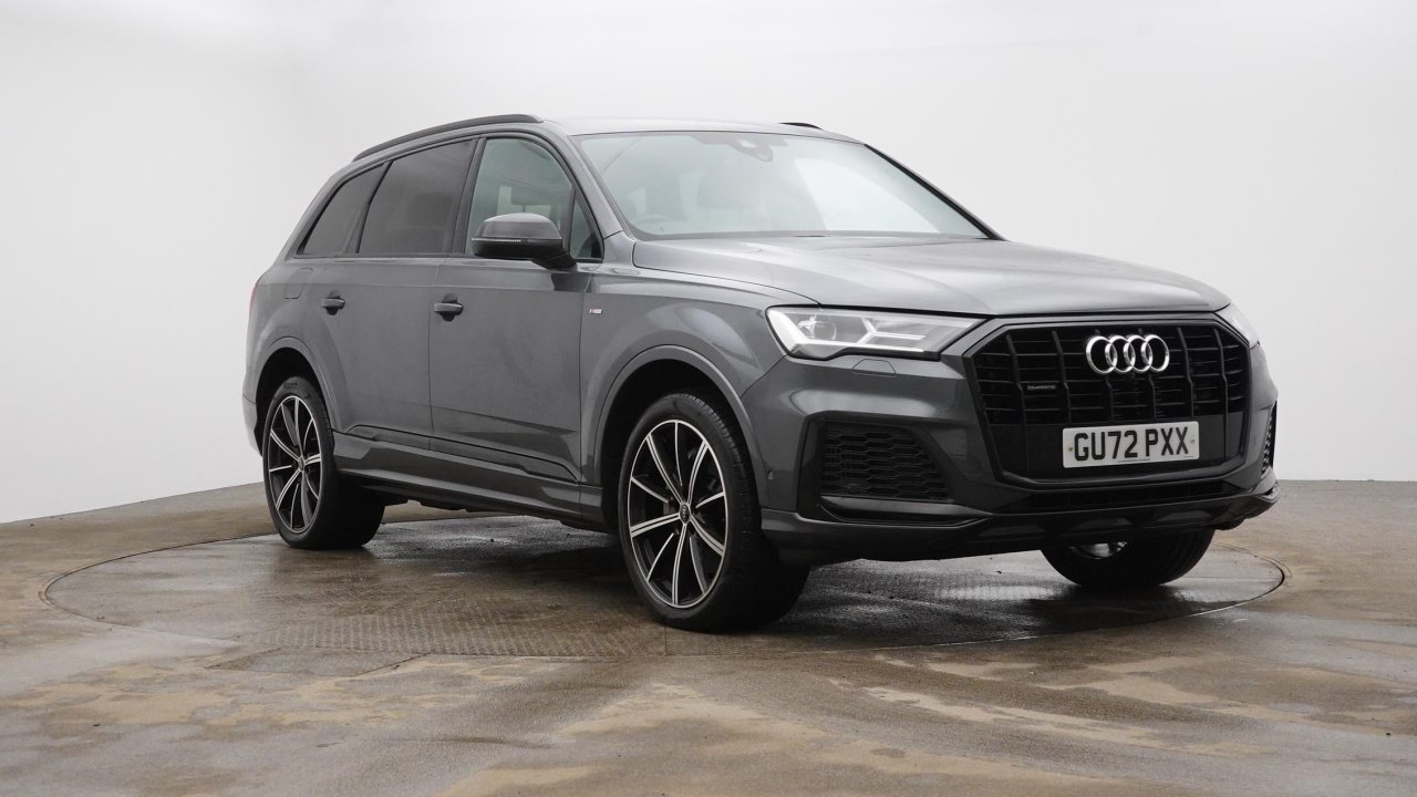 Main listing image - Audi Q7