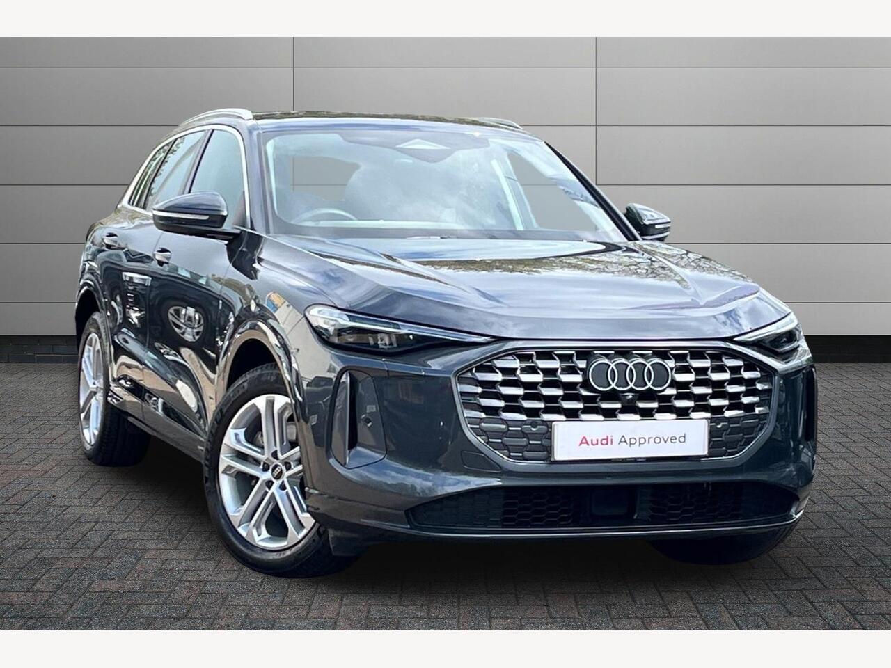 Main listing image - Audi Q5