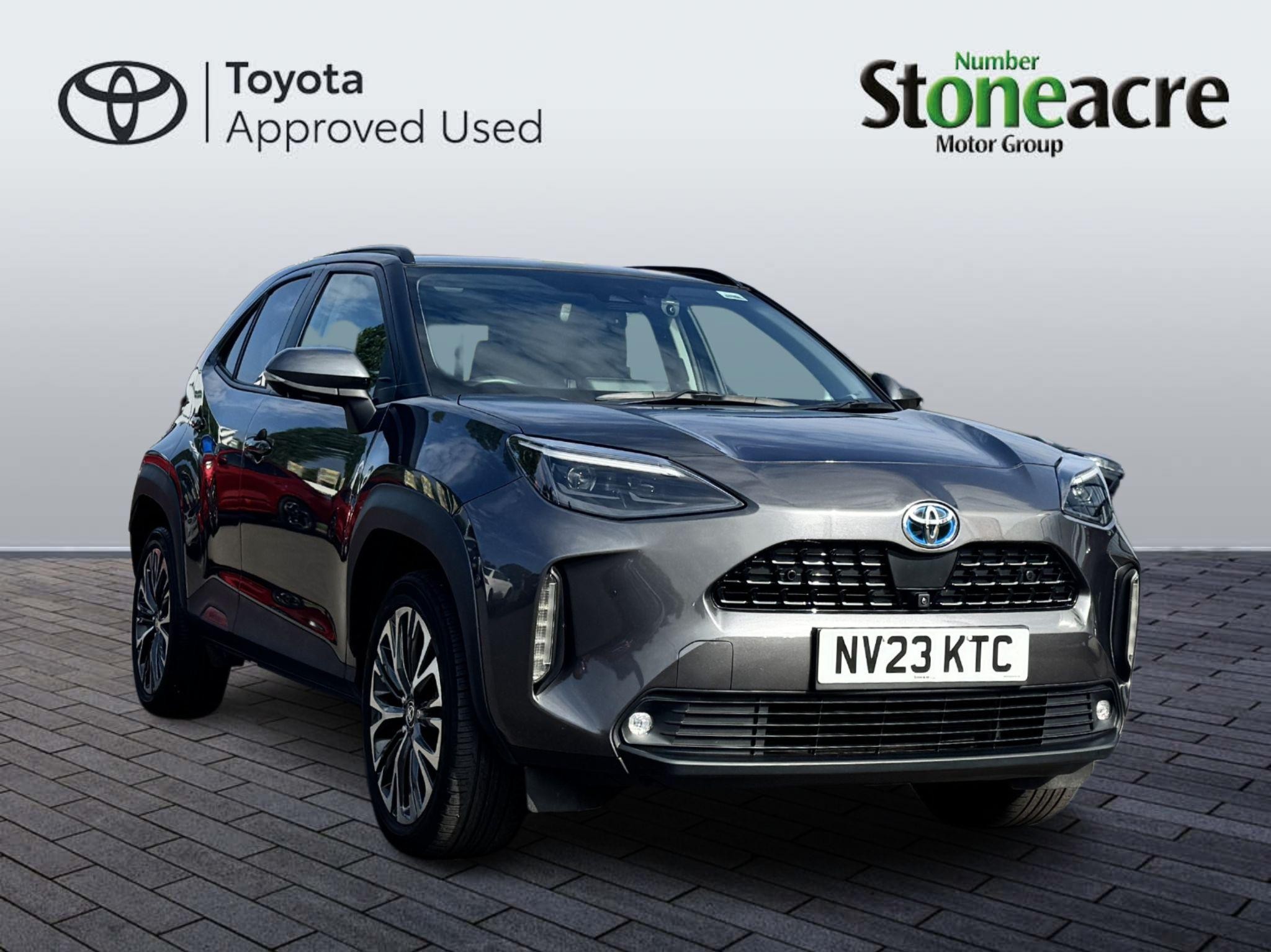 Main listing image - Toyota Yaris Cross