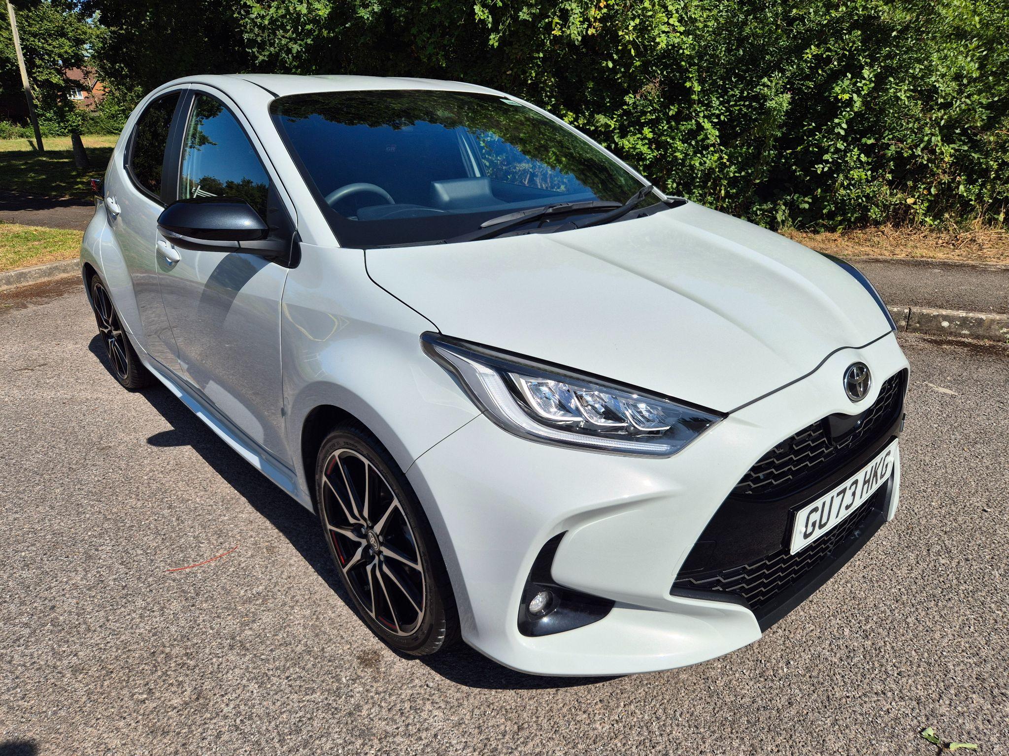 Main listing image - Toyota Yaris