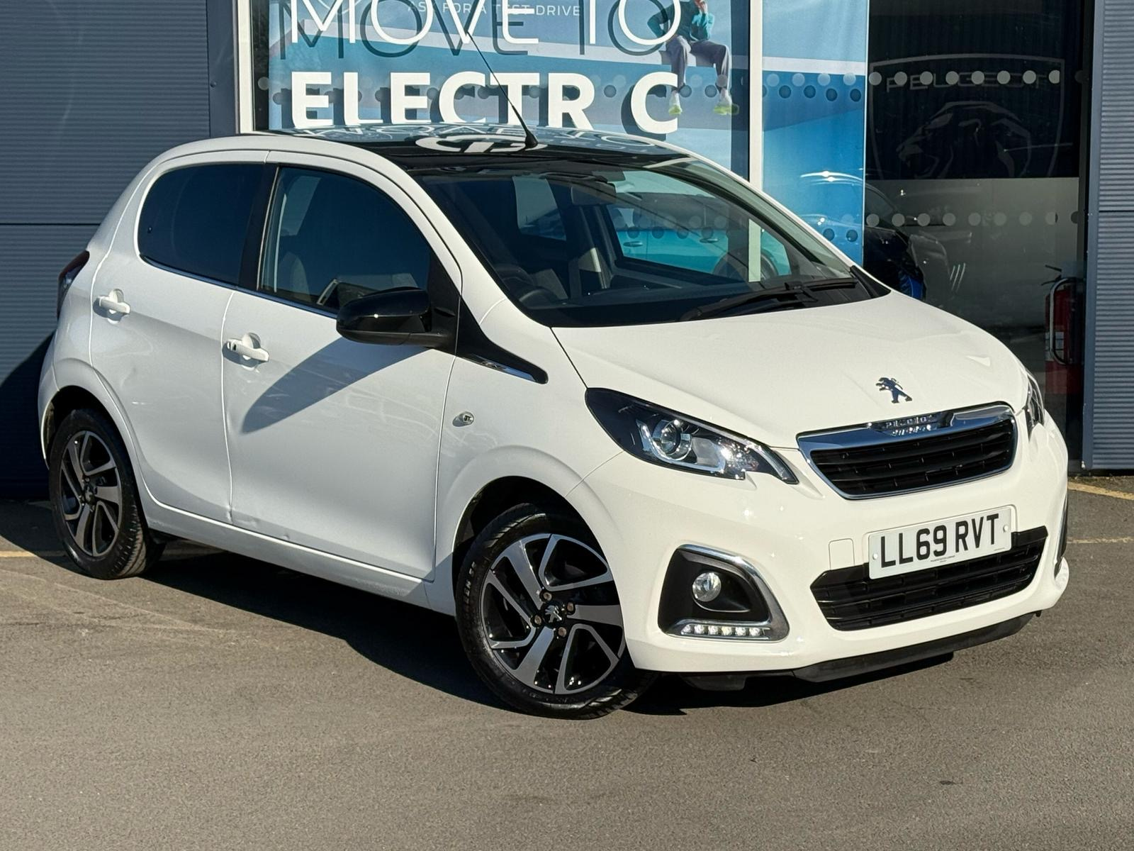 Main listing image - Peugeot 108