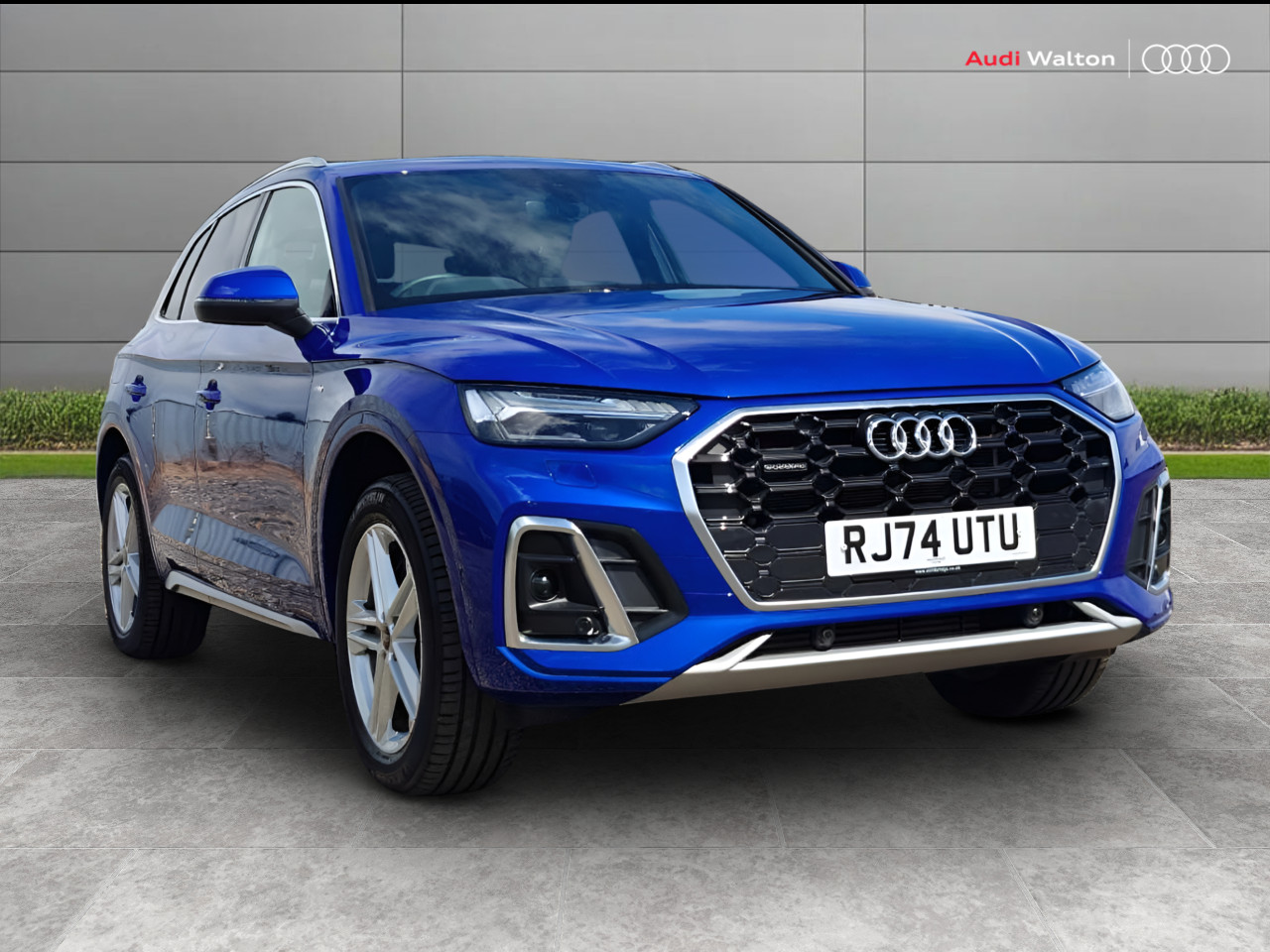 Main listing image - Audi Q5