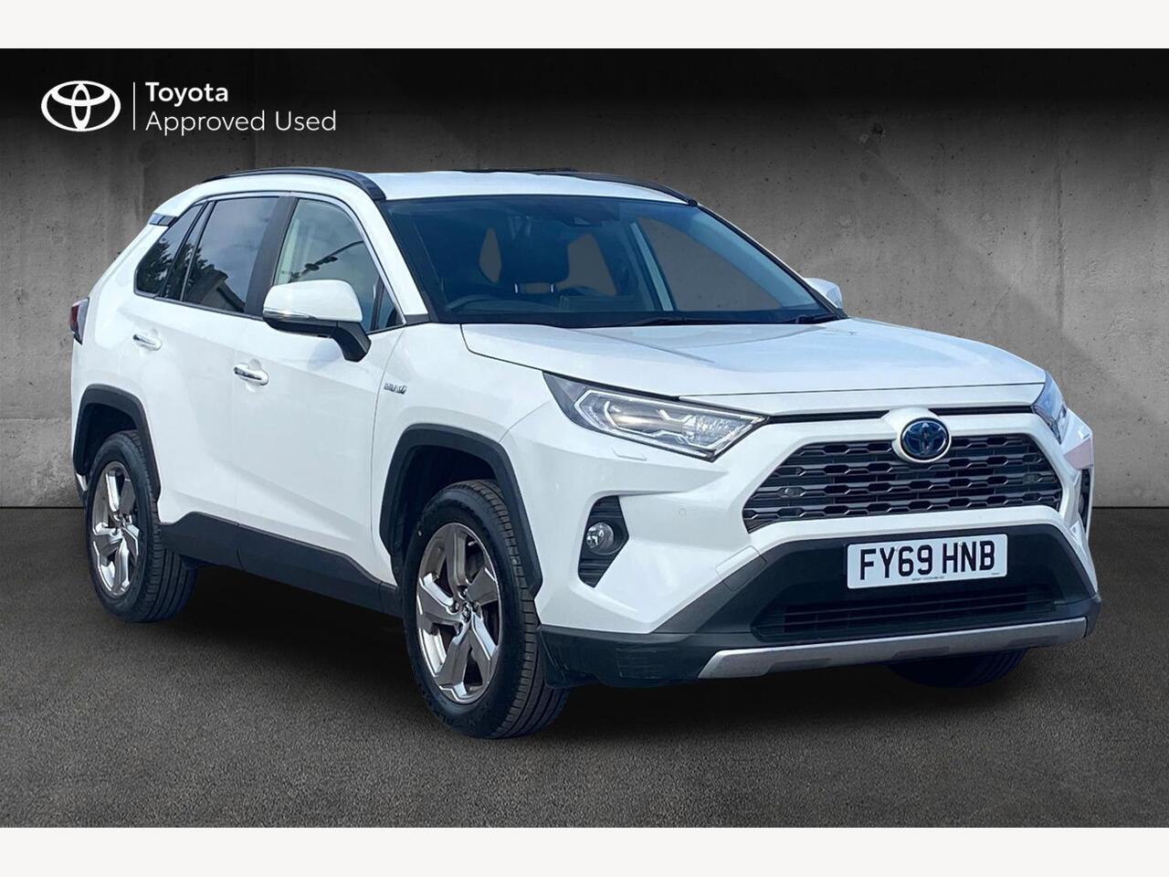Main listing image - Toyota RAV4