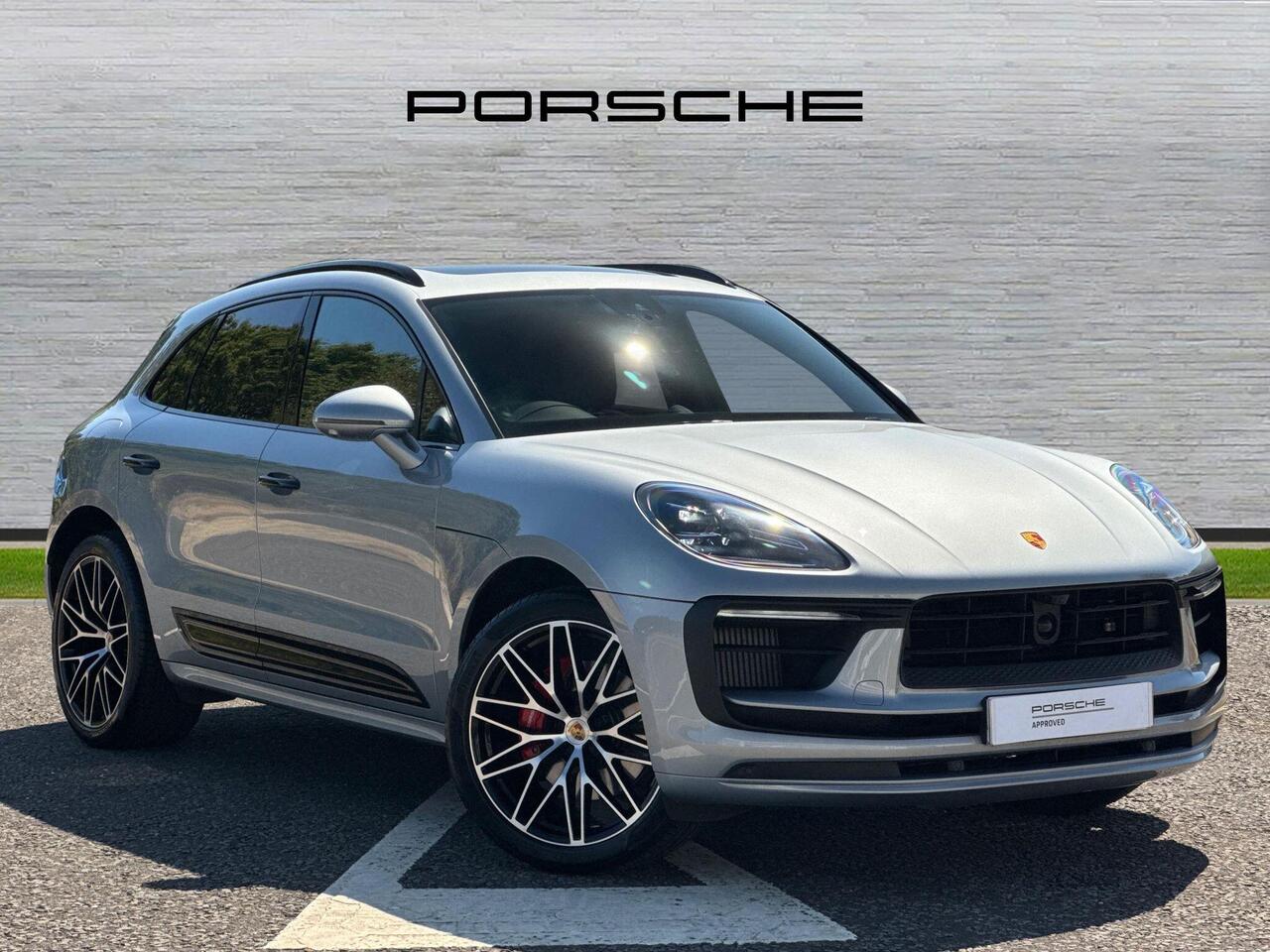 Main listing image - Porsche Macan